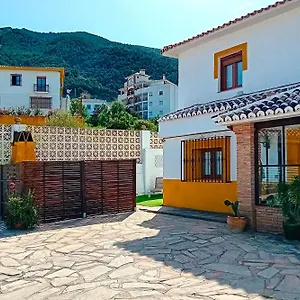 Casa Patio De Naranjos Piscina Privada , Alcaucín España